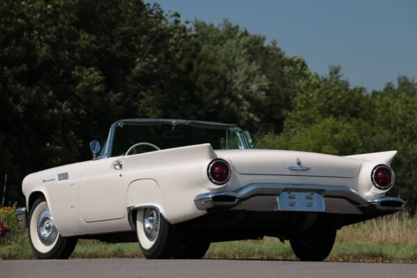 1957 Ford Thunderbird - Image 8