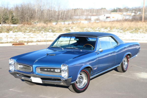 1966 Pontiac GTO 389 V8 4 Speed Manual - Image 8