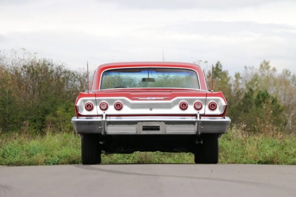 1963 Chevrolet Impala Super Sport - Image 22