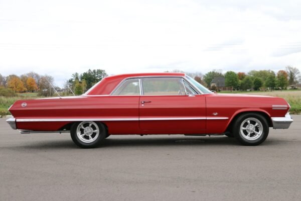 1963 Chevrolet Impala Super Sport - Image 48